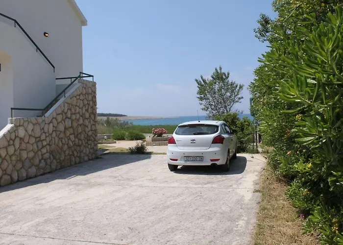 By The Sea Povljana, Pag - 6502 Apartman