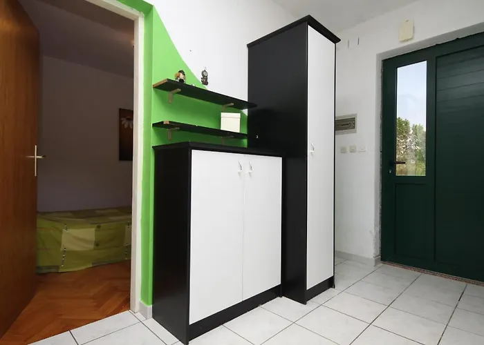 Apartman By The Sea Povljana, Pag - 6502 *